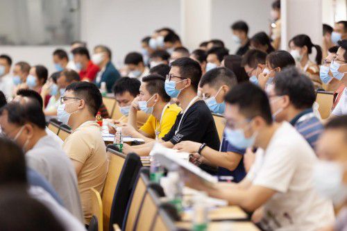 碰撞智造思維，直擊2022富士康SIP汽車電子技術(shù)交流大會 技術(shù)服務(wù)新范式